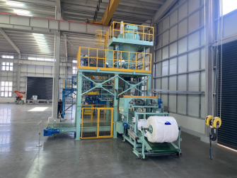 噸袋全自動包裝機在某農化企業技術改造升級中擔當重任！